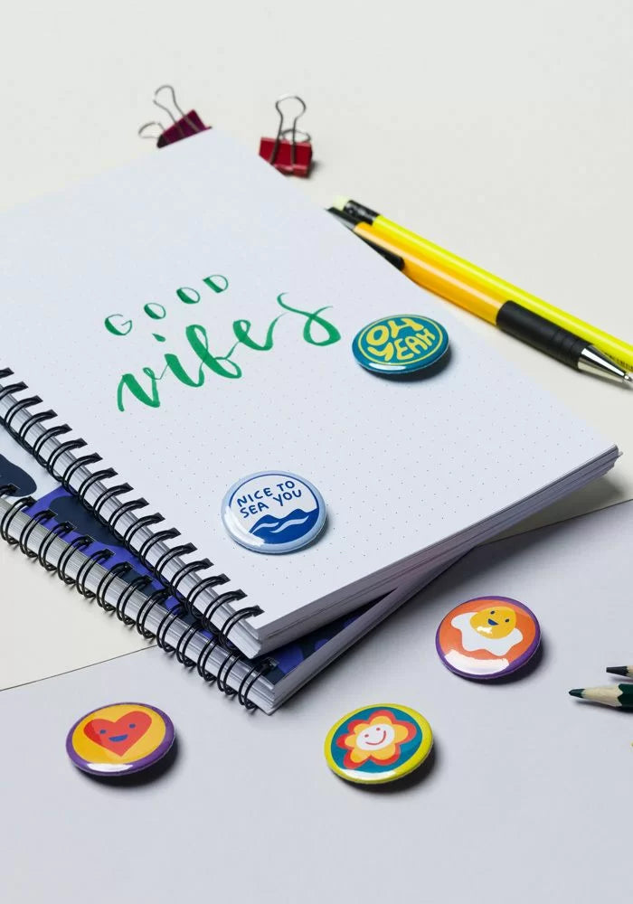 000001 Custom Round Button Pins