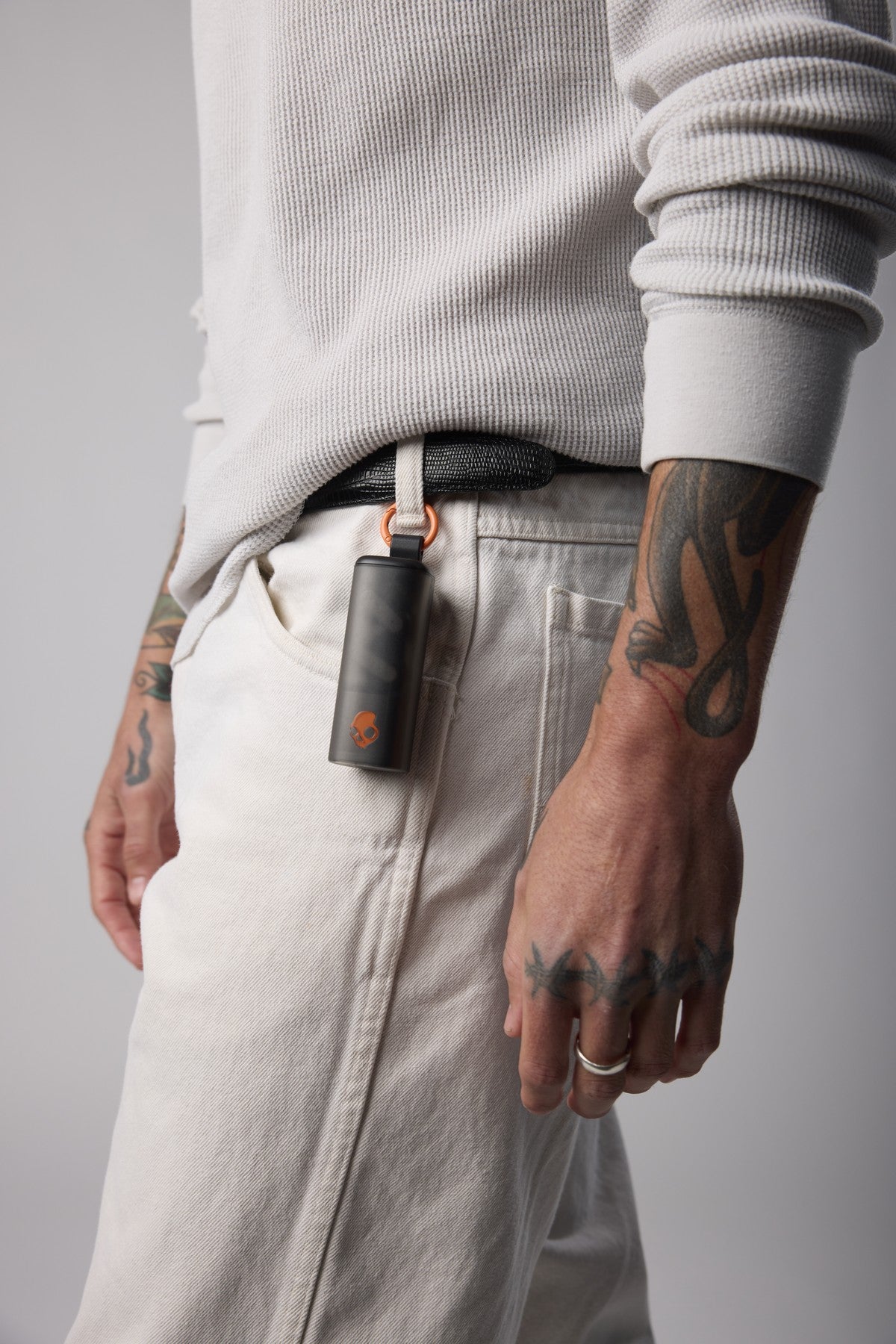 7196-35BKFront