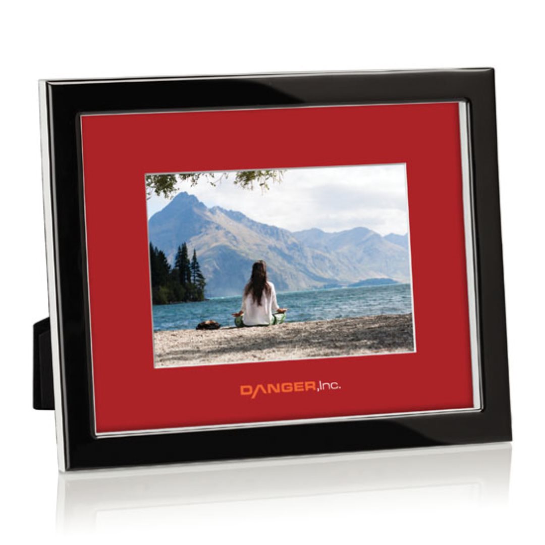 Riviera Red / 5" x 7" / 11.25 x 9.25
