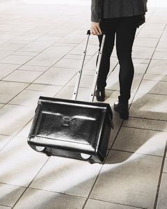 Bugatti Warren Leather Business Case on Wheels