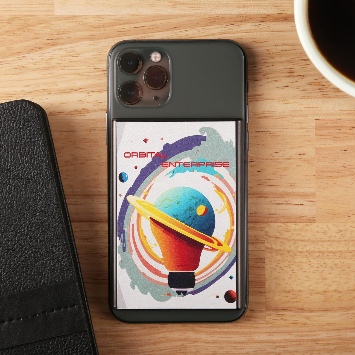 The Slim Wireless Power Bank