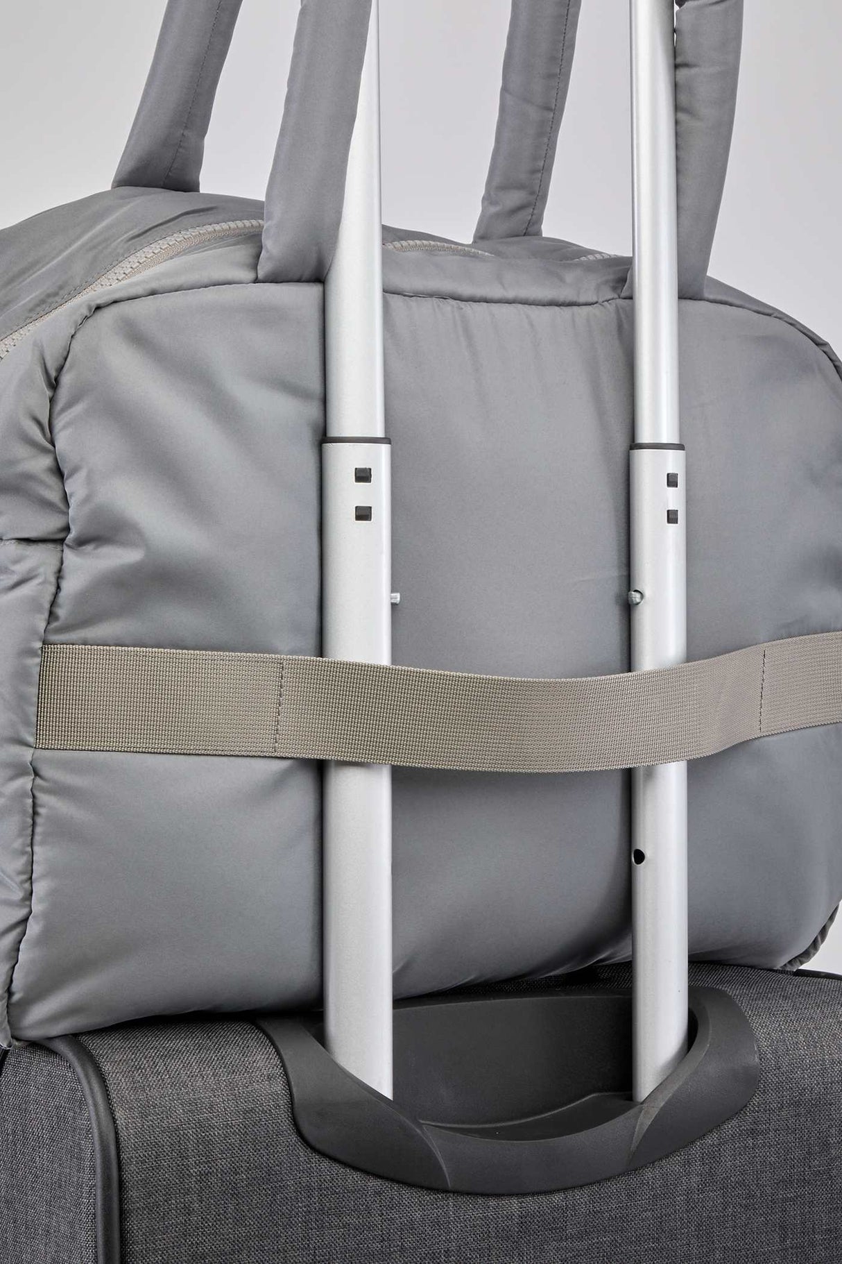9898-18GYAngle-Right