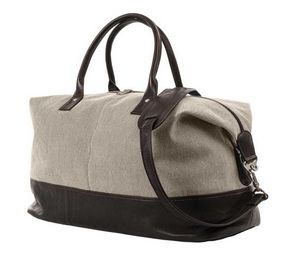 000872 Bugatti Colombian Leather Duffle Bag with multiple pockets