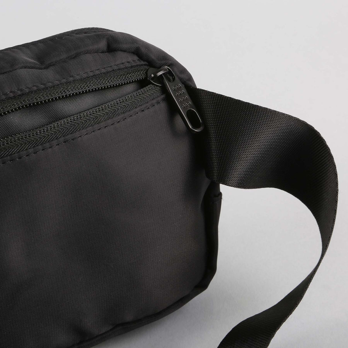 Street Talk Belt Bag