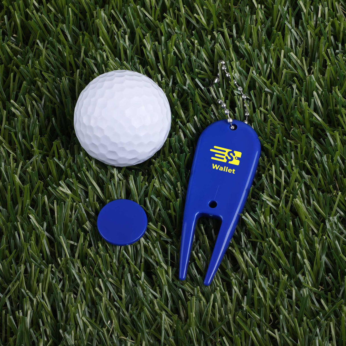 Fairway Golf Divot Tool With Ball Marker
