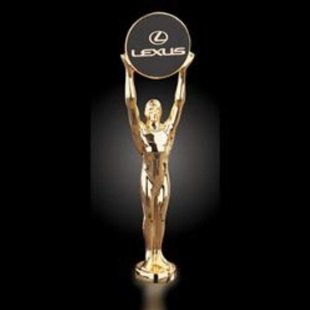 Champion (Figurine ONLY) M - Gold 10"