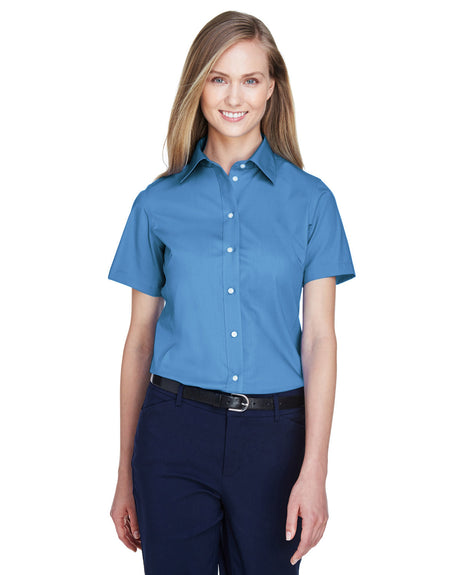 DEVON AND JONES Ladies' Crown Collection® Solid Broadcloth Short-Sleeve Woven Shirt