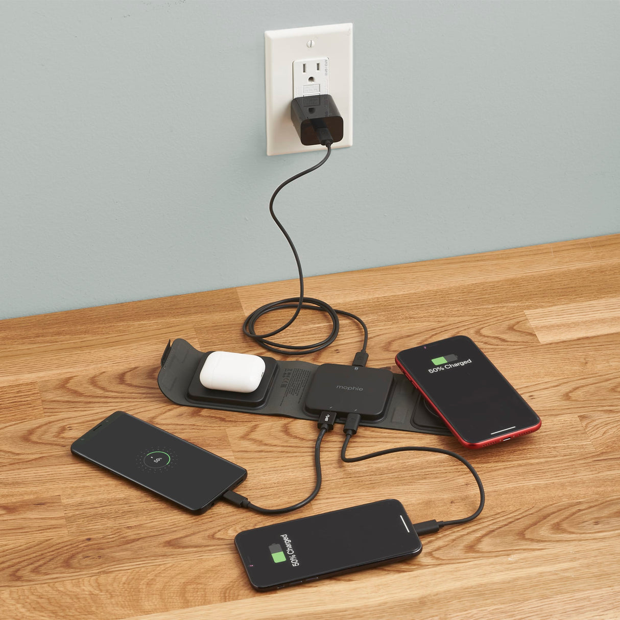 mophie® Snap + Multi-device Travel Charger