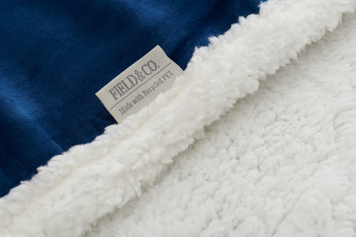 000310 Field & Co. 100% Recycled PET Sherpa Blanket