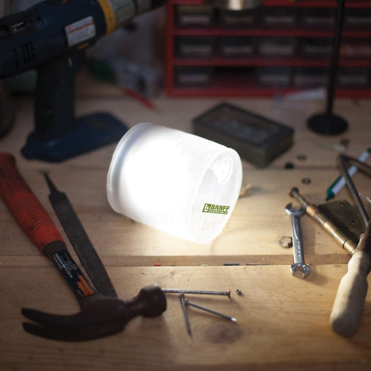 Luci EMRG: Solar Inflatable Lantern