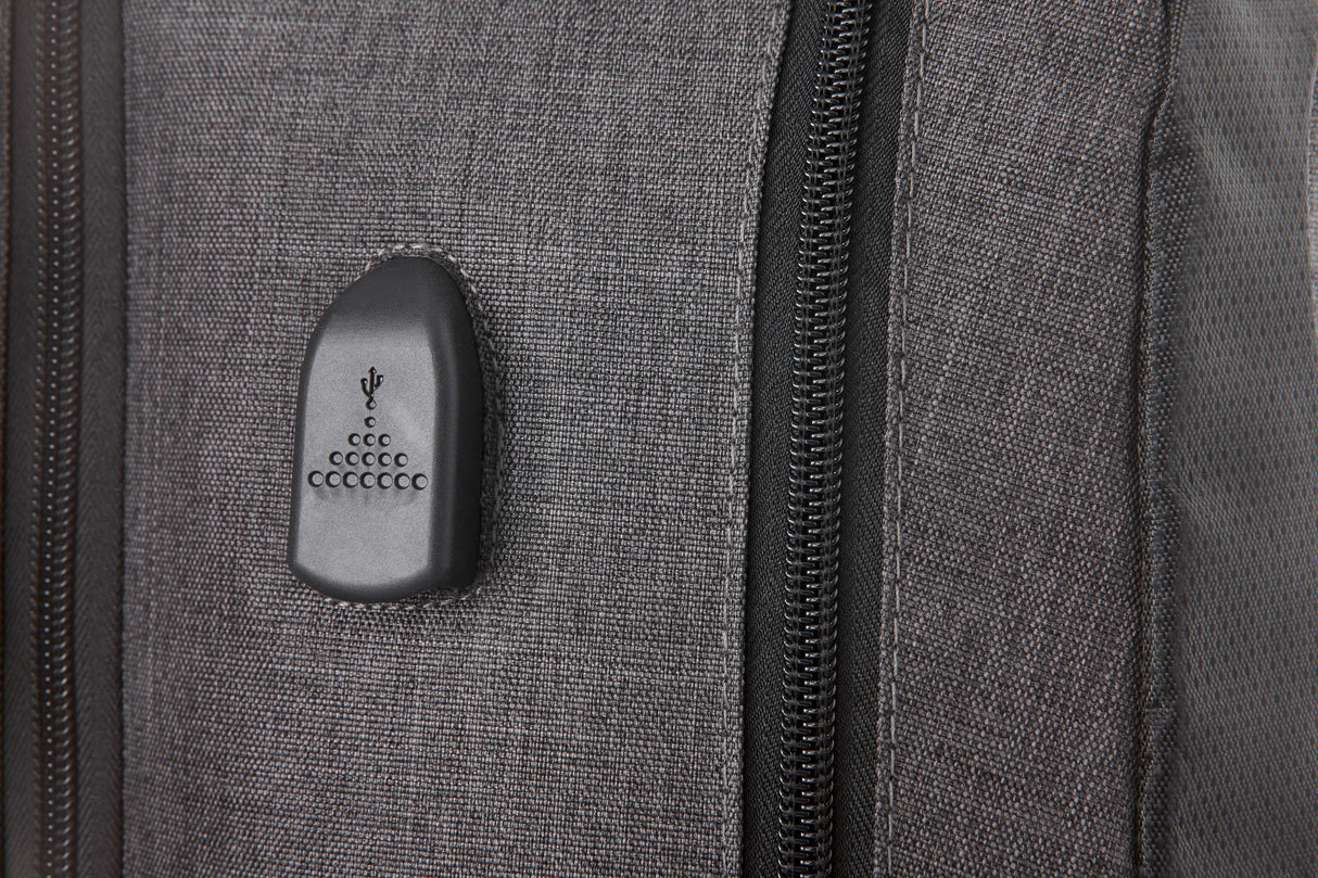 Overland 17" TSA Computer Backpack w/ USB Port