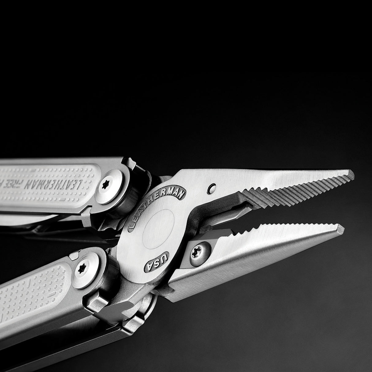 Leatherman® Free™ P2
