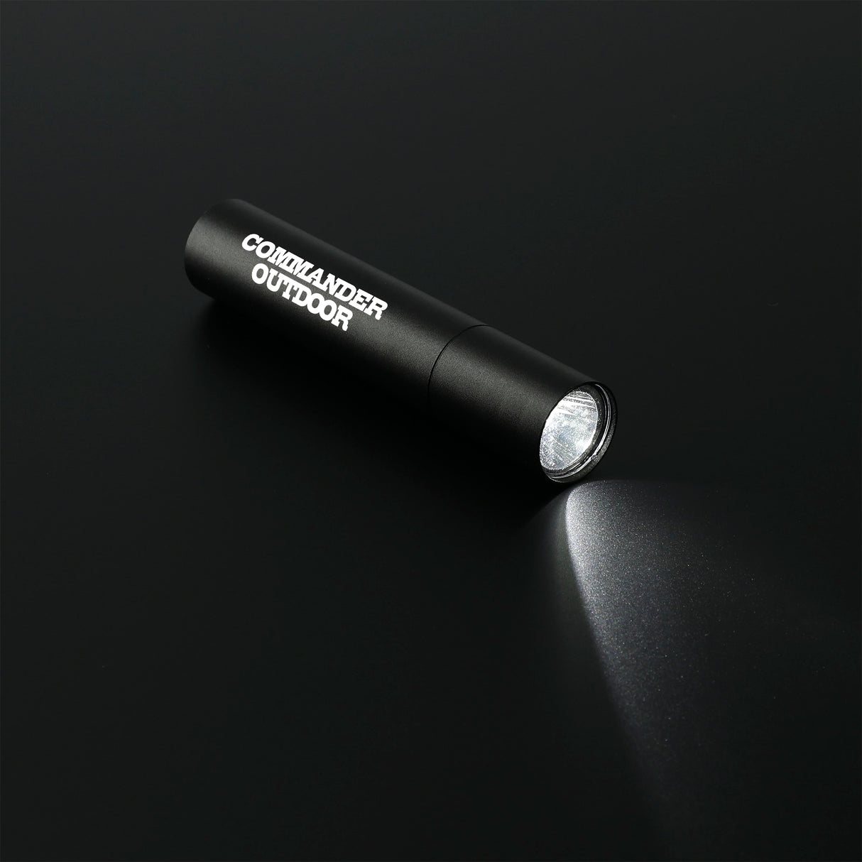 Rechargeable 1200mah Flashlight