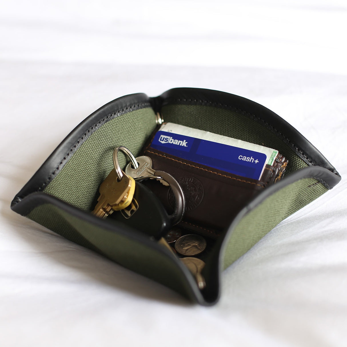 Duluth Pack™ Canvas Travel Valet
