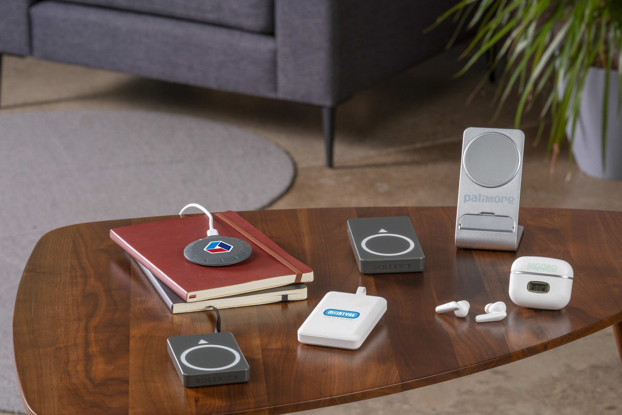 Solekick™ MagClick™ Fast Wireless Charging Stand