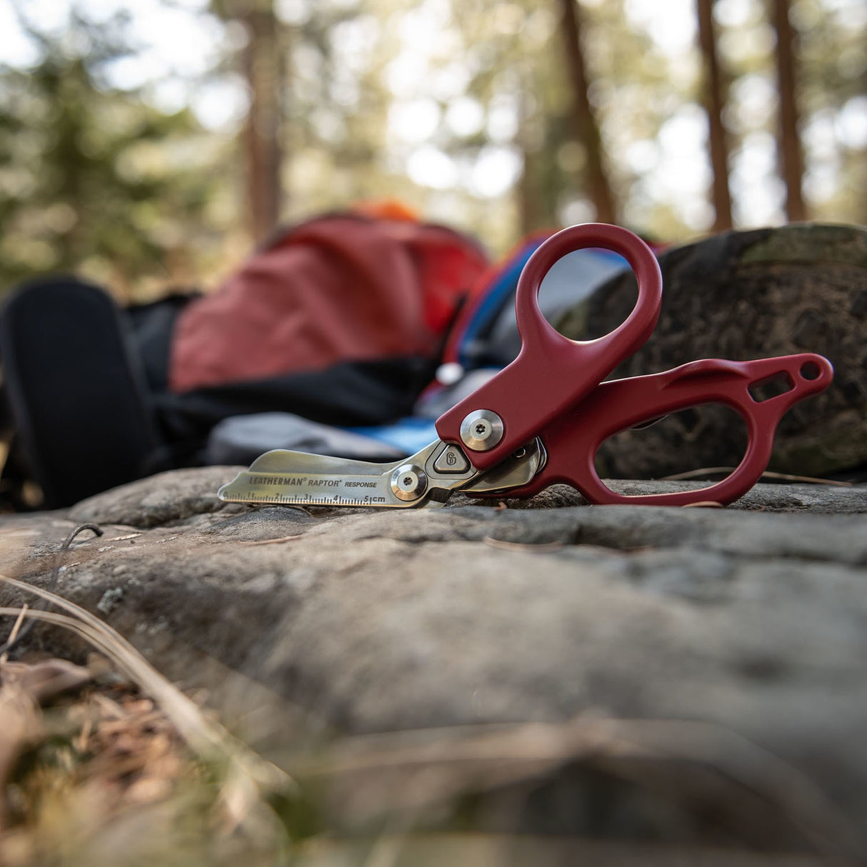 Leatherman® Raptor Response - Red