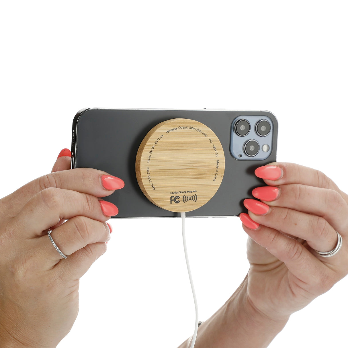 Bamboo MagClick™ Fast Wireless Pad