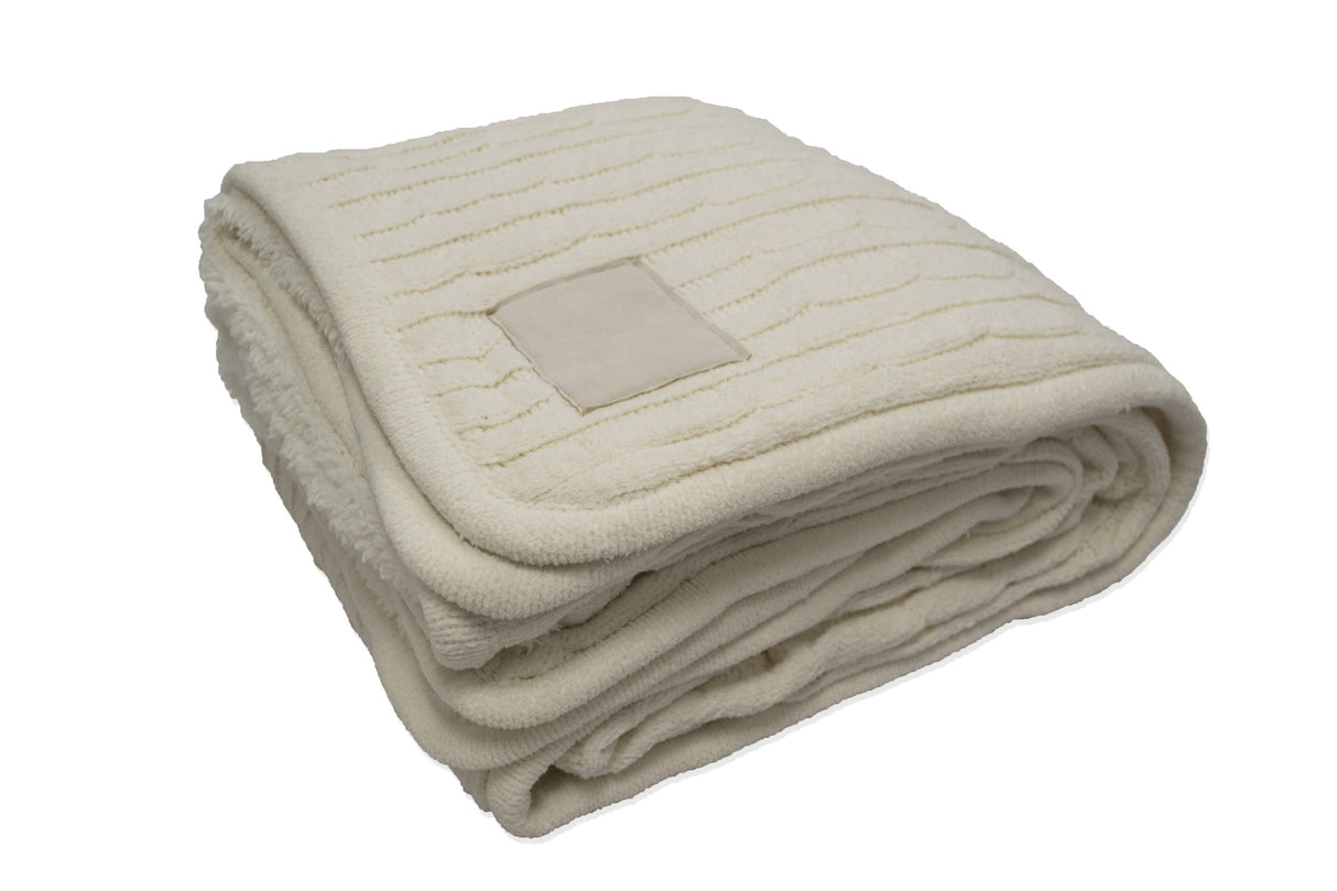 Cable Knit Lambswool Blanket (Laser Patch)