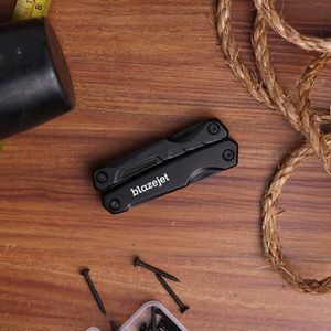 000016 Blackhawk 13-In-1 Multi-Tool W/ Case