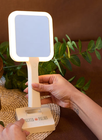 Wellable™ LED Mirror with Stand