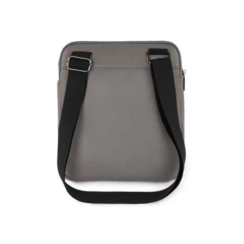 Bugatti Contrast Crossbody