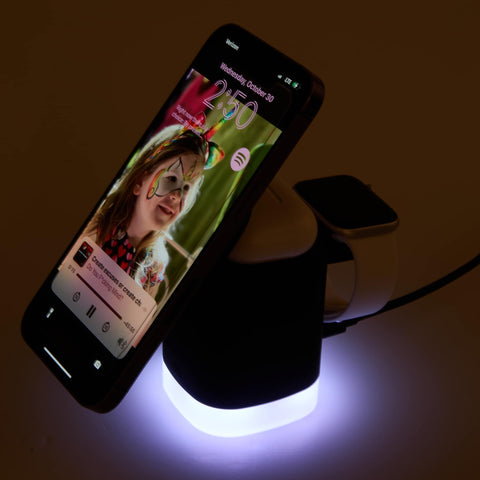 Glow 3-in-1 MagClick™ 15W Wireless Charging Stand