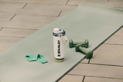 Stanley Activate Shaker Bottle 20oz