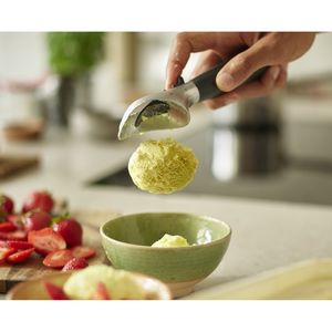 Joseph Joseph® Elevate™ Gray Ice-cream Scoop