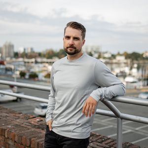 000837 Stormtech Men's Volante H2X-DRY L/S Tee