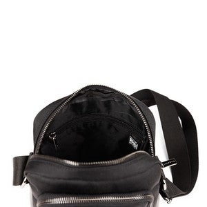 Bugatti-Blake-Cross body bag