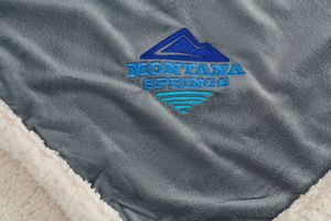 Field & Co.r Sherpa Blanket