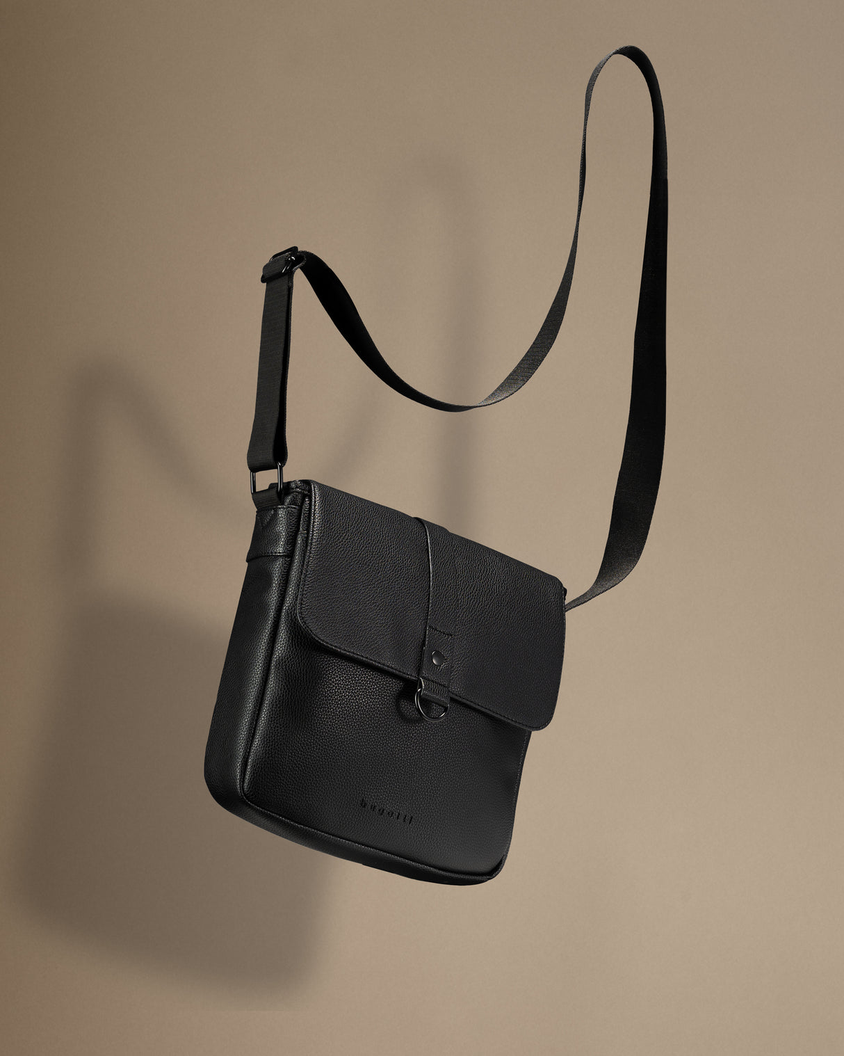 Bugatti Henry Crossbody bag