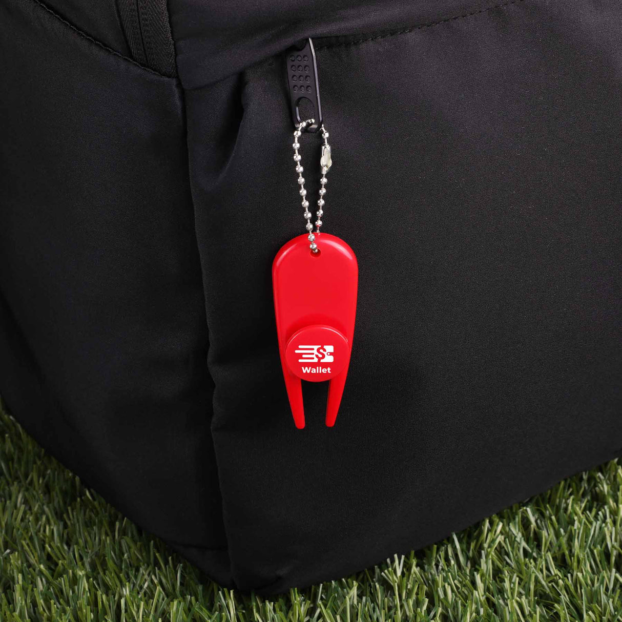 Fairway Golf Divot Tool With Ball Marker