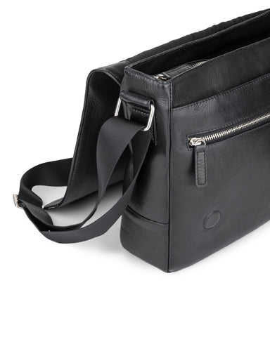 Bugatti Colombian Messenger Bag