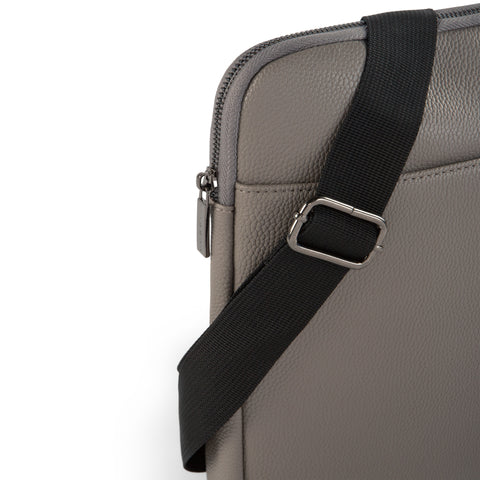 Bugatti Contrast Crossbody