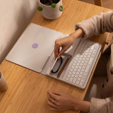 Logitech® Casa Pop-Up Desk