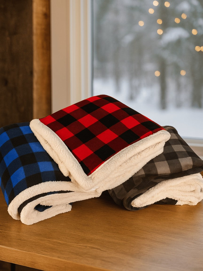 Deluxe Sherpa Throw Blanket- Buffalo Check