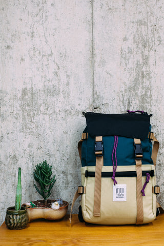 000319 Topo Designs Recycled Rover 15