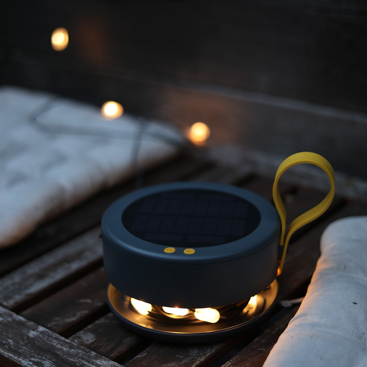 Luci Solar String Lights + Detachable Power Hub