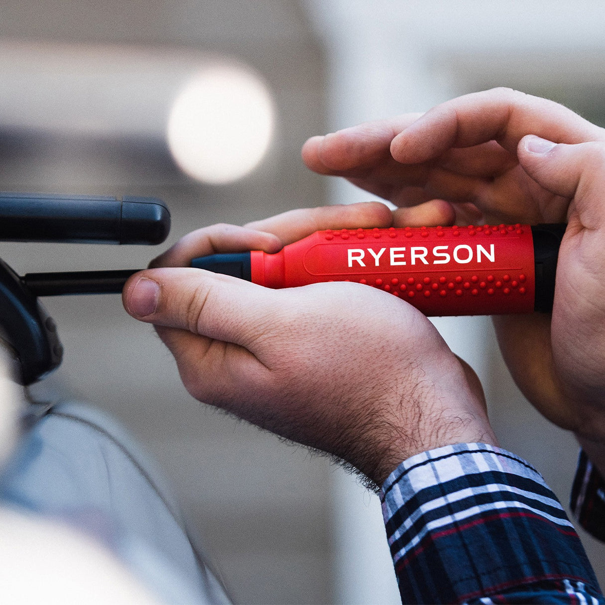 15-In-1 Multi Bit Screwdriver