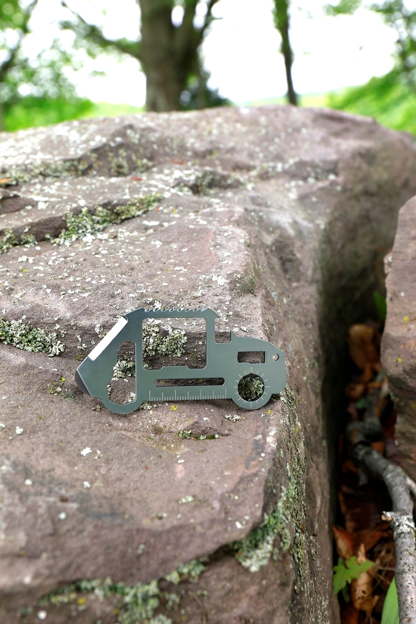 Car Shaped Survival Tool